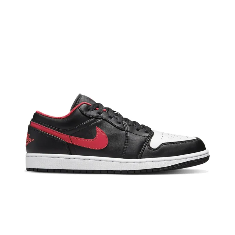 BASKETS NIKE AIR JORDAN 1 LOW