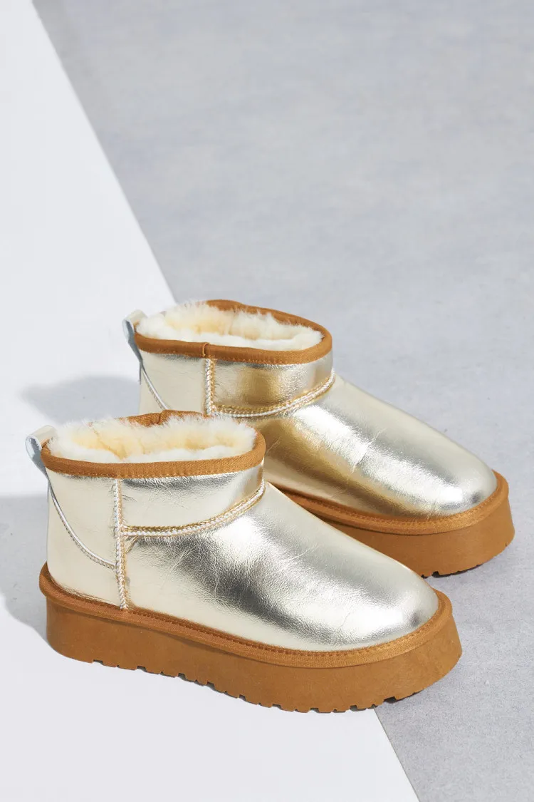 Bottine doré chausson en cuir