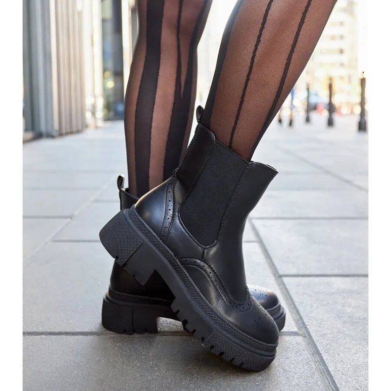 Bottines noires ornées de surpiqûres Castella le noir