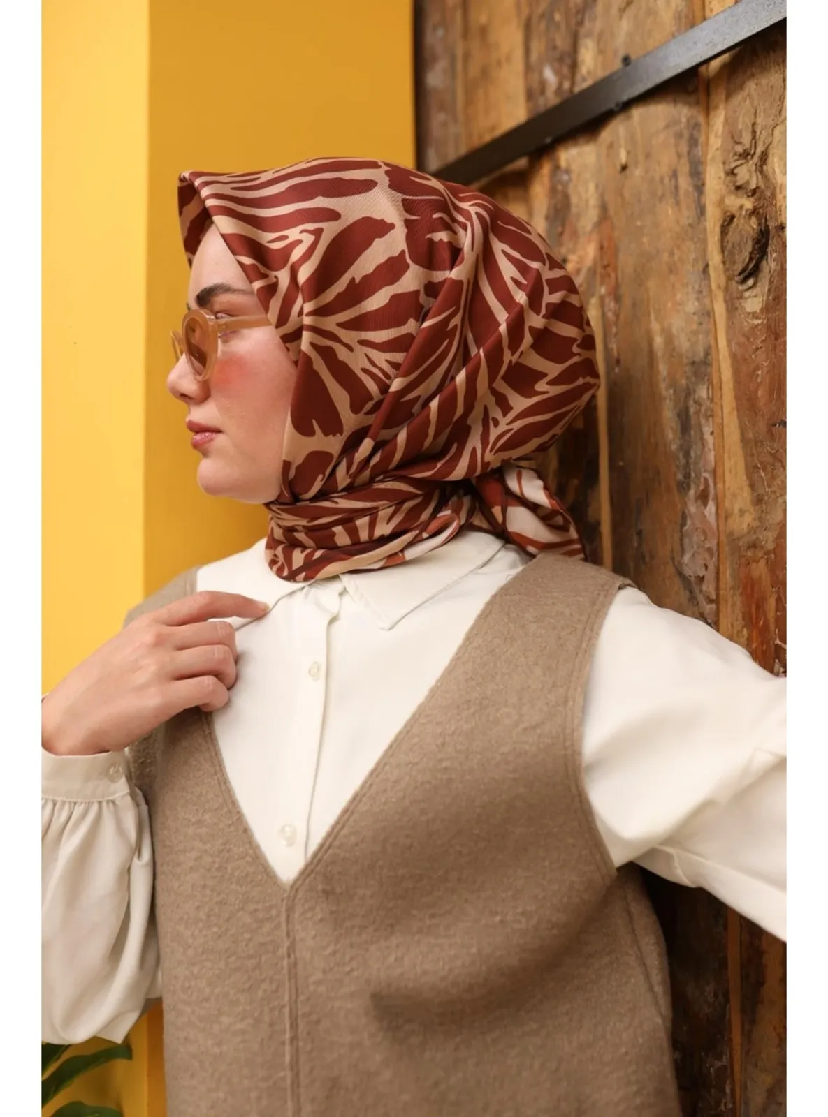 Multi Color - 50ml - Geometric - 100% Silk Scarf